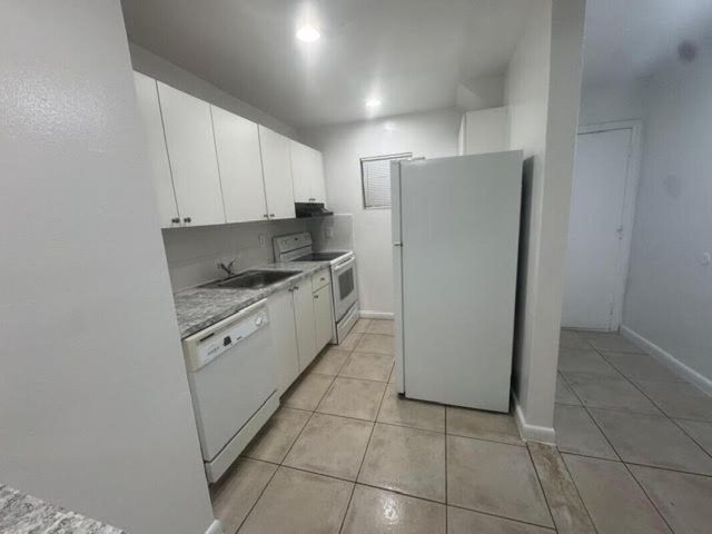 5525 SW 41st Street 122, Pembroke Park, FL 33023