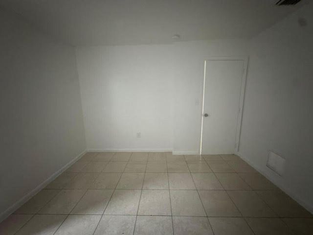 5525 SW 41st Street 122, Pembroke Park, FL 33023