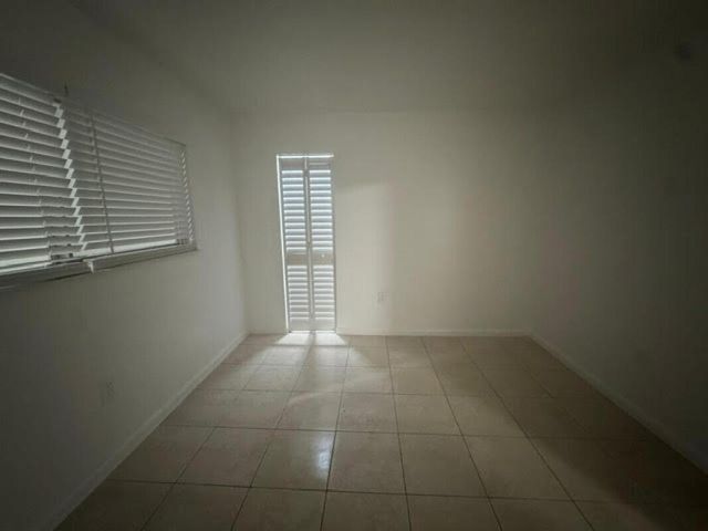 5525 SW 41st Street 122, Pembroke Park, FL 33023