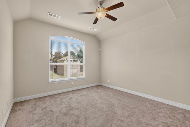 12701 Homestretch Drive, Fort Worth, TX 76244