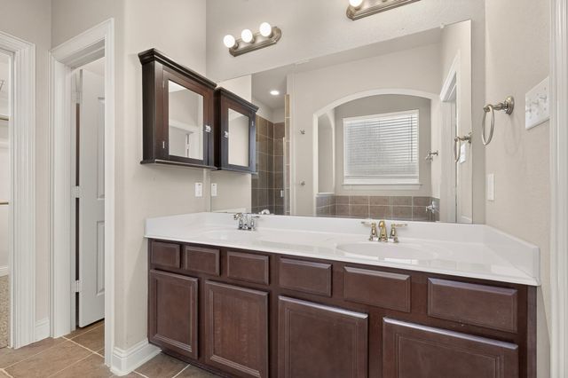 12701 Homestretch Drive, Fort Worth, TX 76244