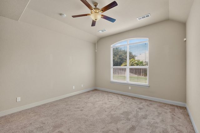 12701 Homestretch Drive, Fort Worth, TX 76244