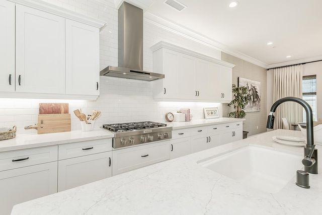 11609 N Sandy Par Drive, Fresno, CA 93730