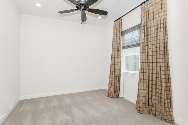 11609 N Sandy Par Drive, Fresno, CA 93730