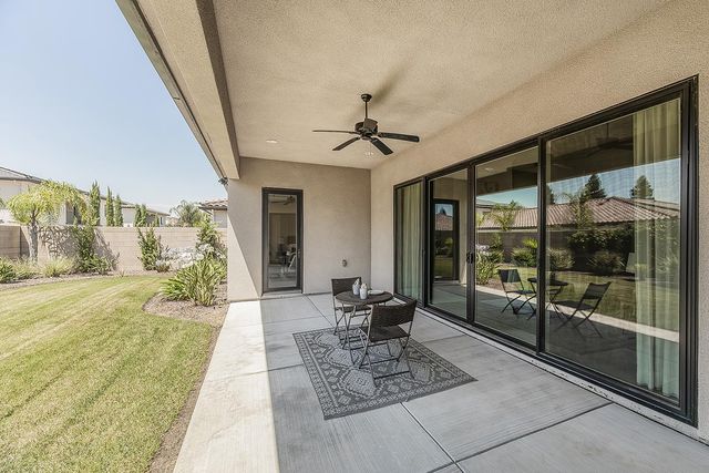 11609 N Sandy Par Drive, Fresno, CA 93730