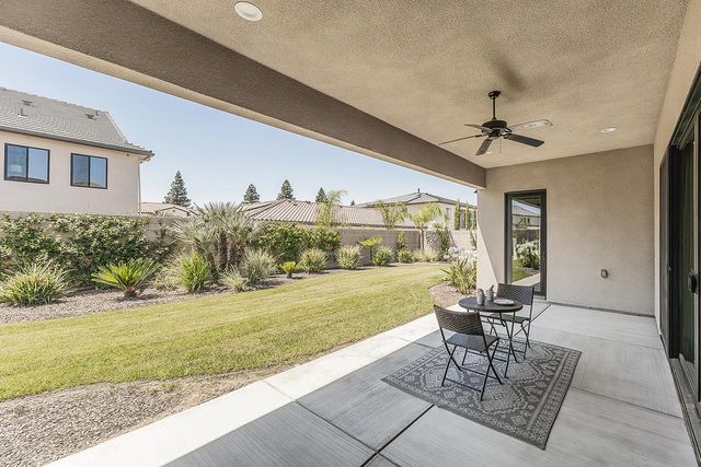 11609 N Sandy Par Drive, Fresno, CA 93730