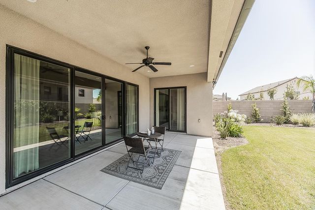 11609 N Sandy Par Drive, Fresno, CA 93730