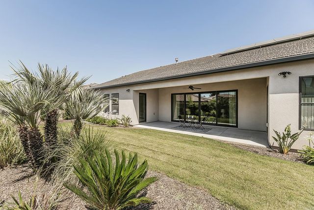 11609 N Sandy Par Drive, Fresno, CA 93730