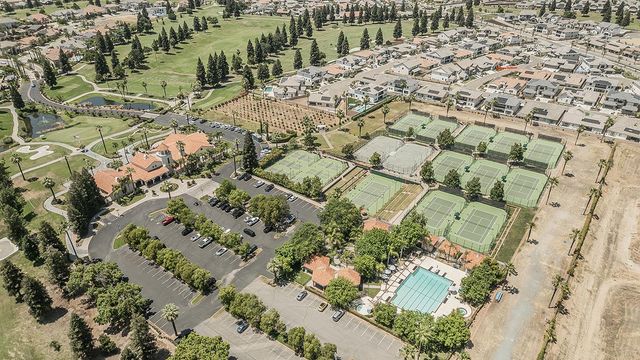 11609 N Sandy Par Drive, Fresno, CA 93730