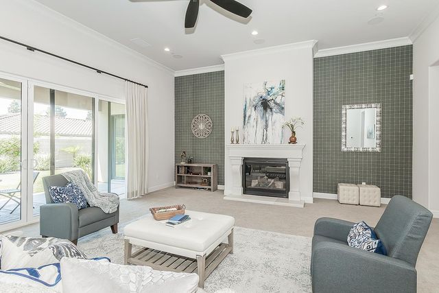 11609 N Sandy Par Drive, Fresno, CA 93730