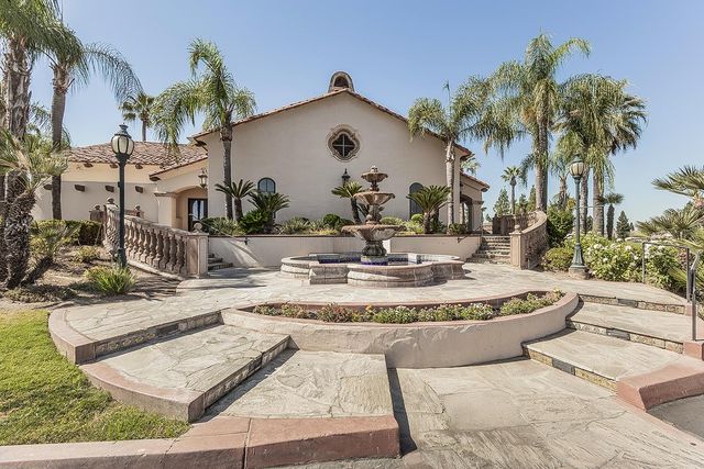11609 N Sandy Par Drive, Fresno, CA 93730