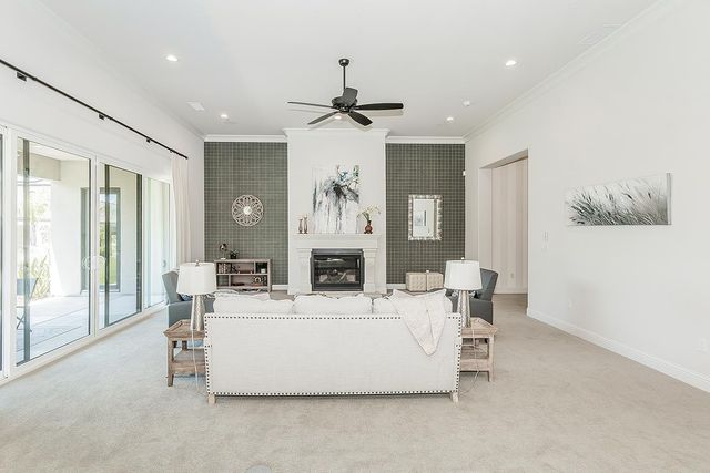 11609 N Sandy Par Drive, Fresno, CA 93730