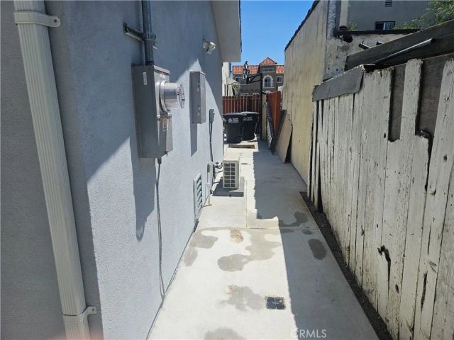 1307 S Woods A, Los Angeles, CA 90022