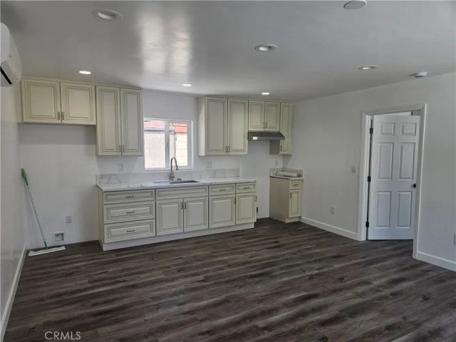 1307 S Woods A, Los Angeles, CA 90022