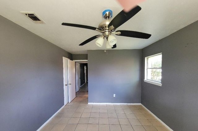 705 Inwood Drive, Baytown, TX 77521