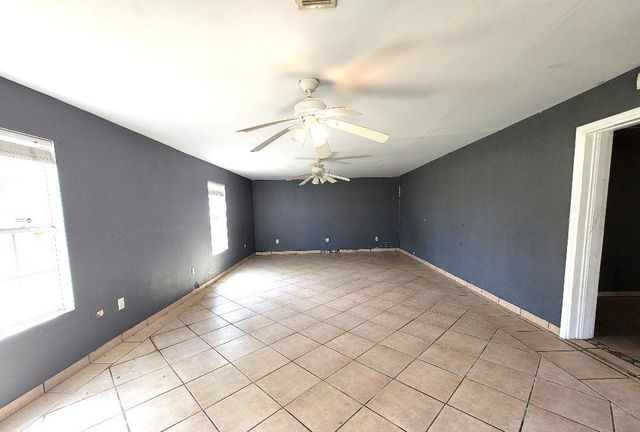 705 Inwood Drive, Baytown, TX 77521