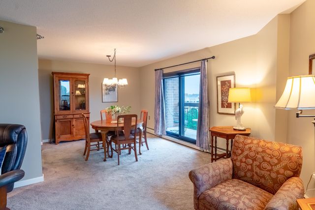 6615 Lake Shore Drive S 917, Richfield, MN 55423