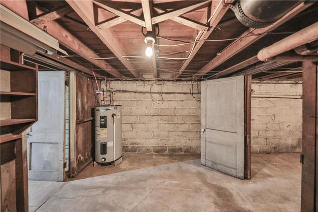 2107 West Washington Street, Allentown City, PA 18104