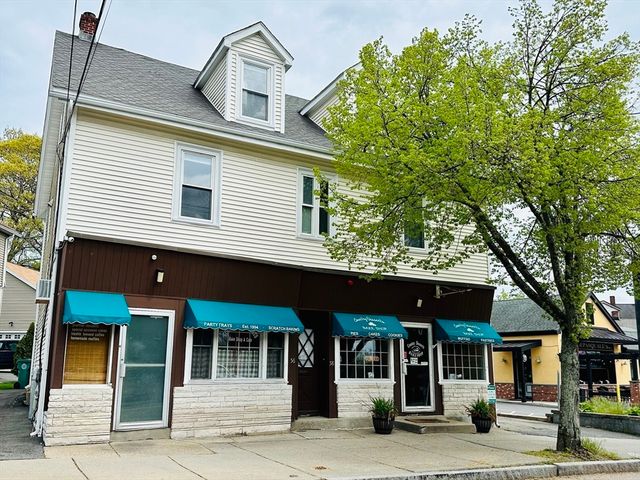 58 Lexington St 58, Newton, MA 02465