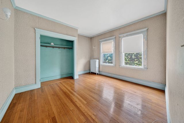 370 Maple St, New Bedford, MA 02740