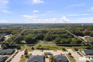 1000 48TH Avenue, East Moline, IL 61244