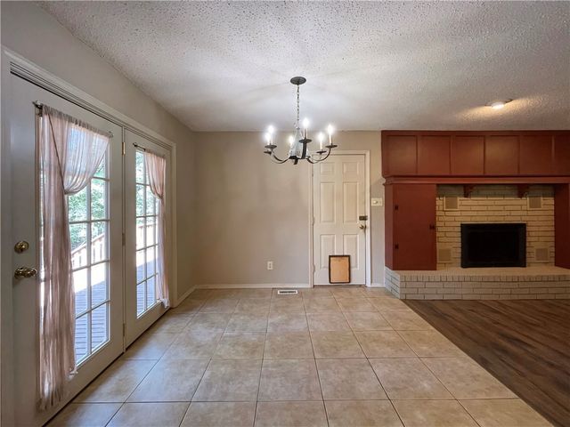 107 Sunset Drive, Russellville, AR 72802