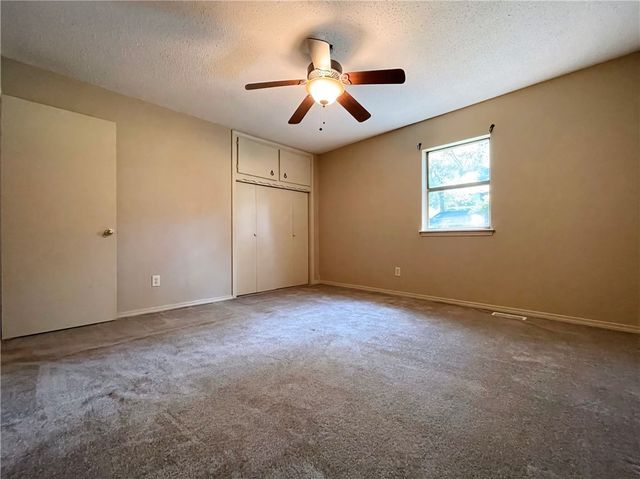 107 Sunset Drive, Russellville, AR 72802