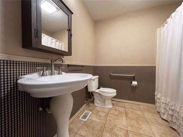 107 Sunset Drive, Russellville, AR 72802