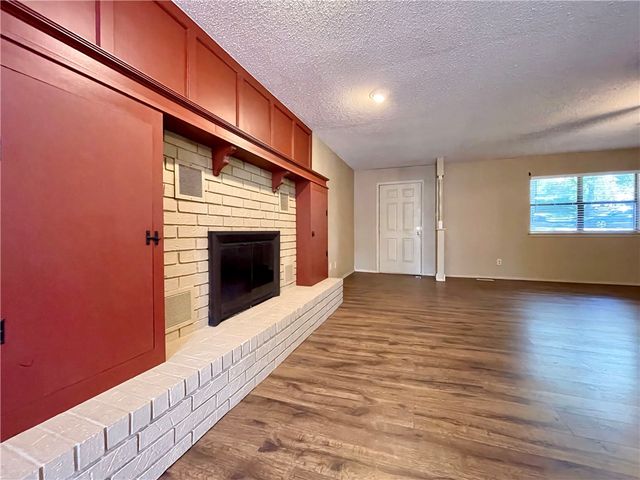 107 Sunset Drive, Russellville, AR 72802