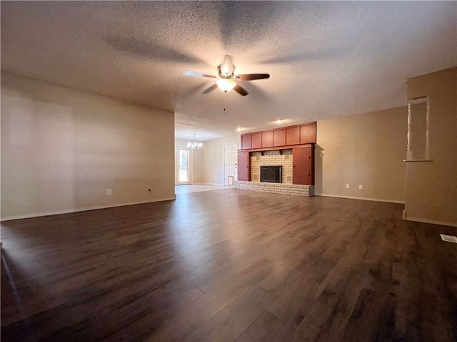 107 Sunset Drive, Russellville, AR 72802