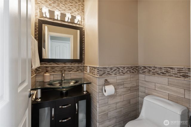 24714 64th Avenue E, Graham, WA 98338