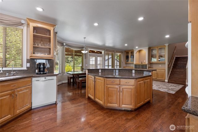 24714 64th Avenue E, Graham, WA 98338