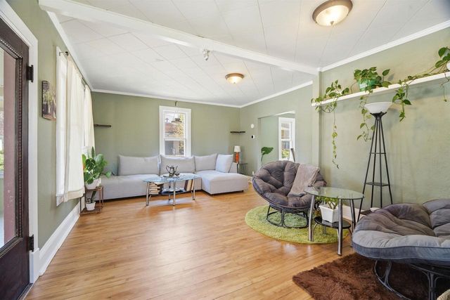 123 E HARRISON STREET, Appleton, WI 54915
