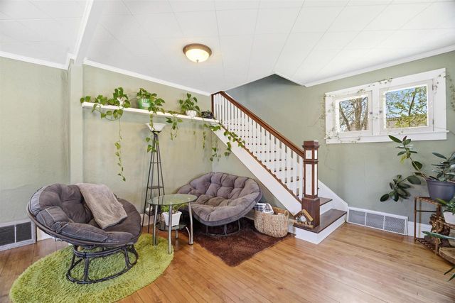123 E HARRISON STREET, Appleton, WI 54915