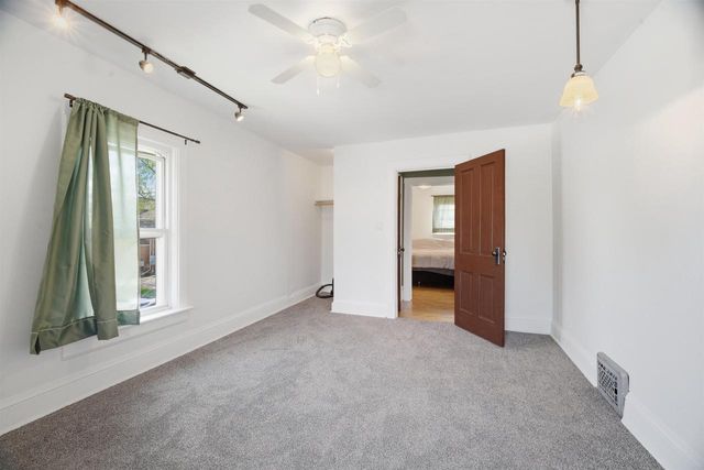123 E HARRISON STREET, Appleton, WI 54915
