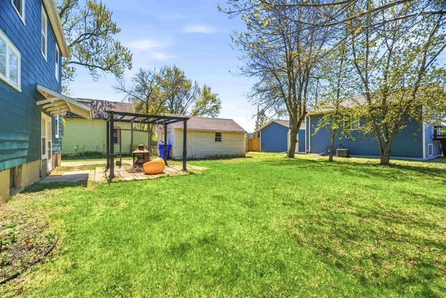 123 E HARRISON STREET, Appleton, WI 54915
