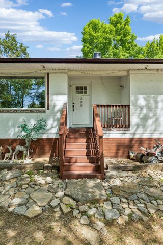 300 Todd Ln, Smyrna, TN 37167