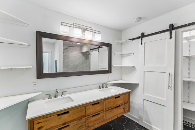 300 Todd Ln, Smyrna, TN 37167