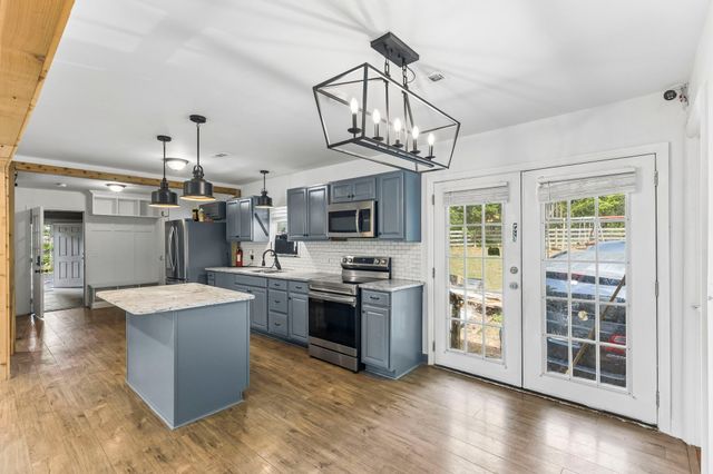 300 Todd Ln, Smyrna, TN 37167