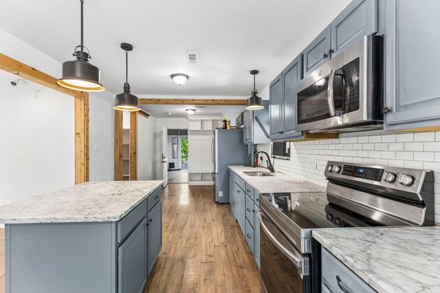 300 Todd Ln, Smyrna, TN 37167