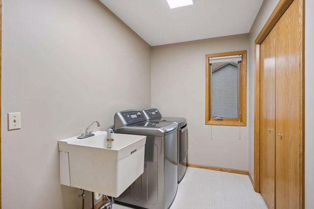 13584 Aspen Drive, Rogers, MN 55374