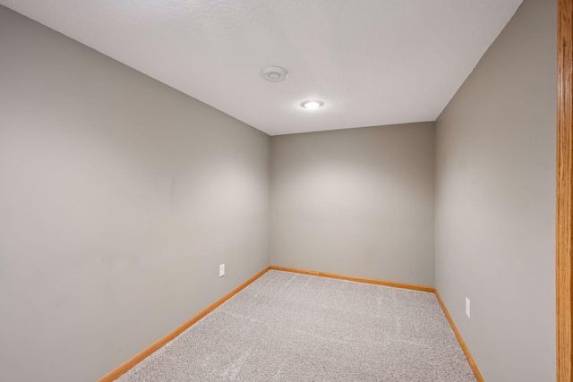 13584 Aspen Drive, Rogers, MN 55374