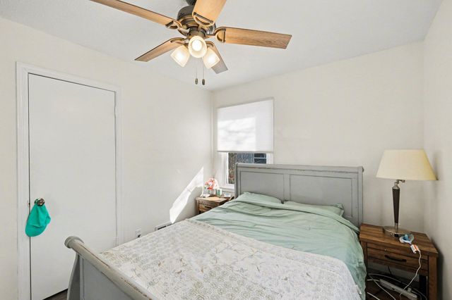 379 E Muskegon Street, Cedar Springs, MI 49319