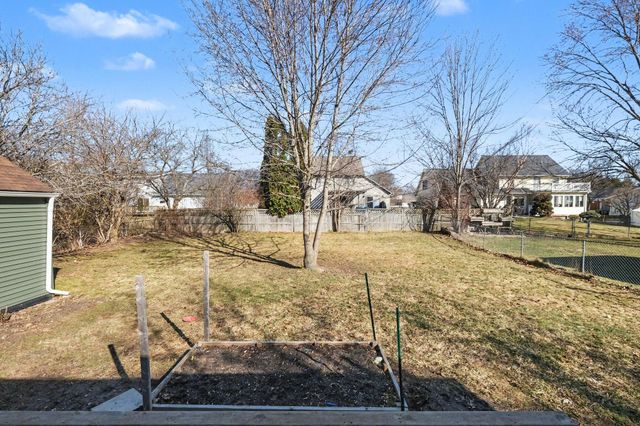 379 E Muskegon Street, Cedar Springs, MI 49319