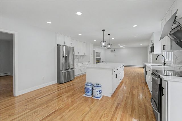26 Trout Brook Lane, Scituate, RI 02831