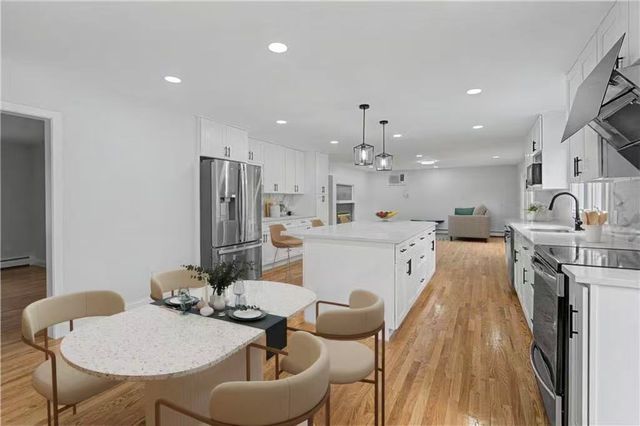 26 Trout Brook Lane, Scituate, RI 02831