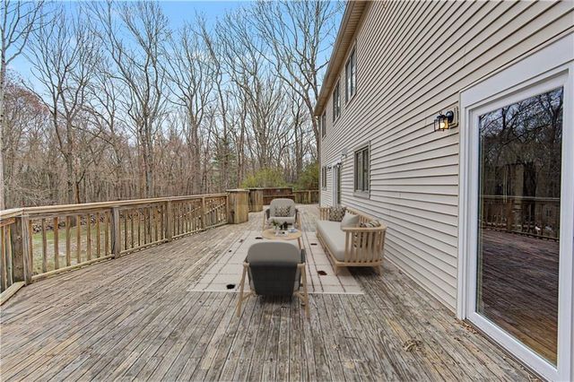 26 Trout Brook Lane, Scituate, RI 02831