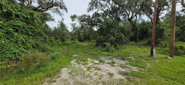 0 ROUND TABLE ROAD, Dade City, FL 33523