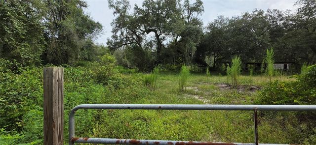 0 ROUND TABLE ROAD, Dade City, FL 33523