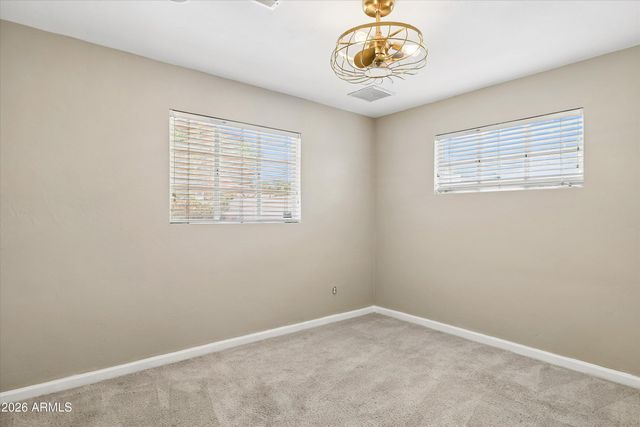 5817 N 18TH Street, Phoenix, AZ 85016